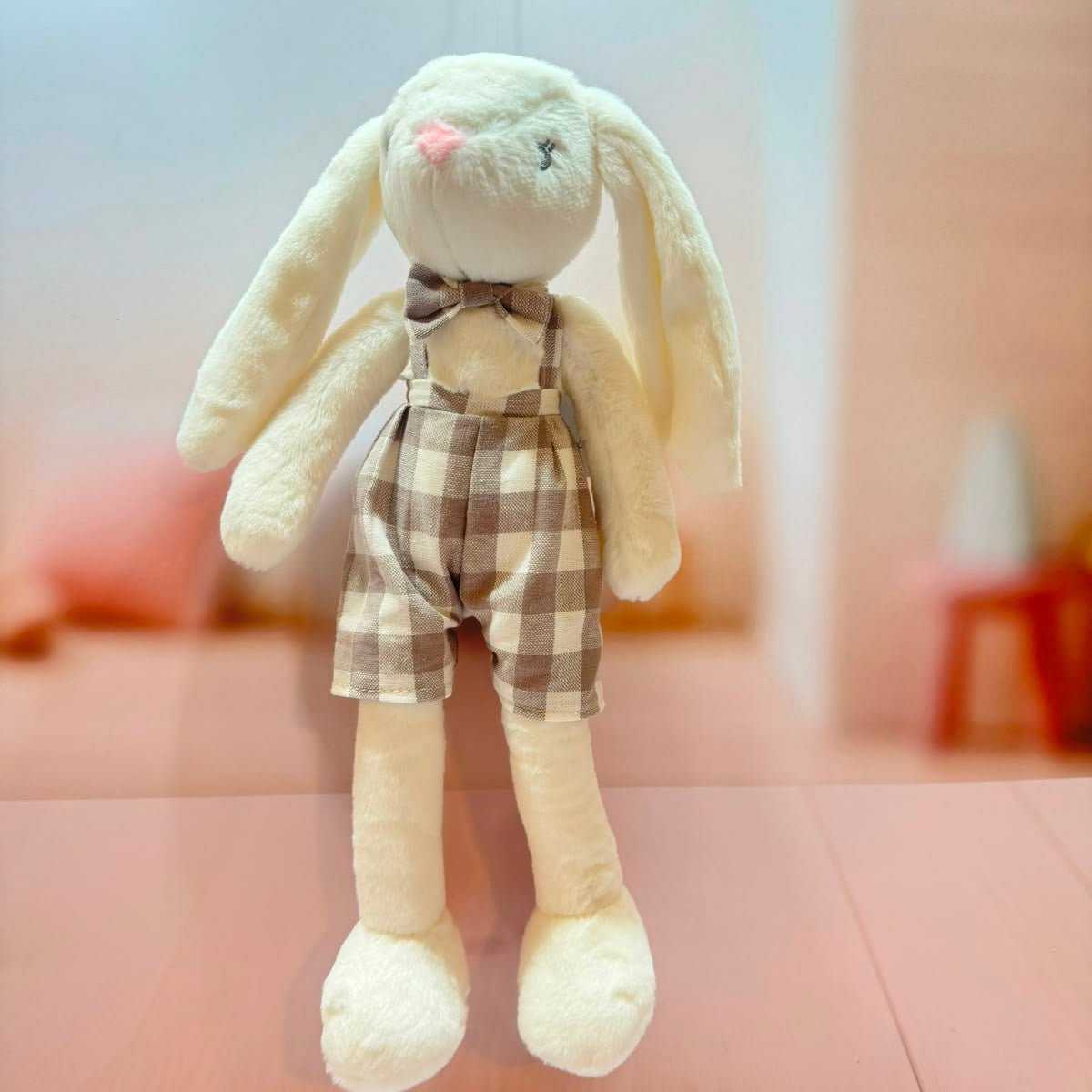 Peluche de Conejo con Traje
